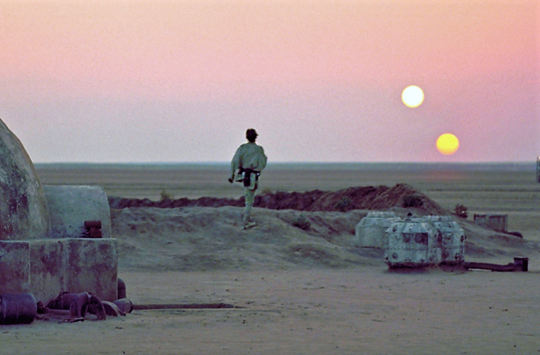 Tatooine exoplanet orbiting two suns