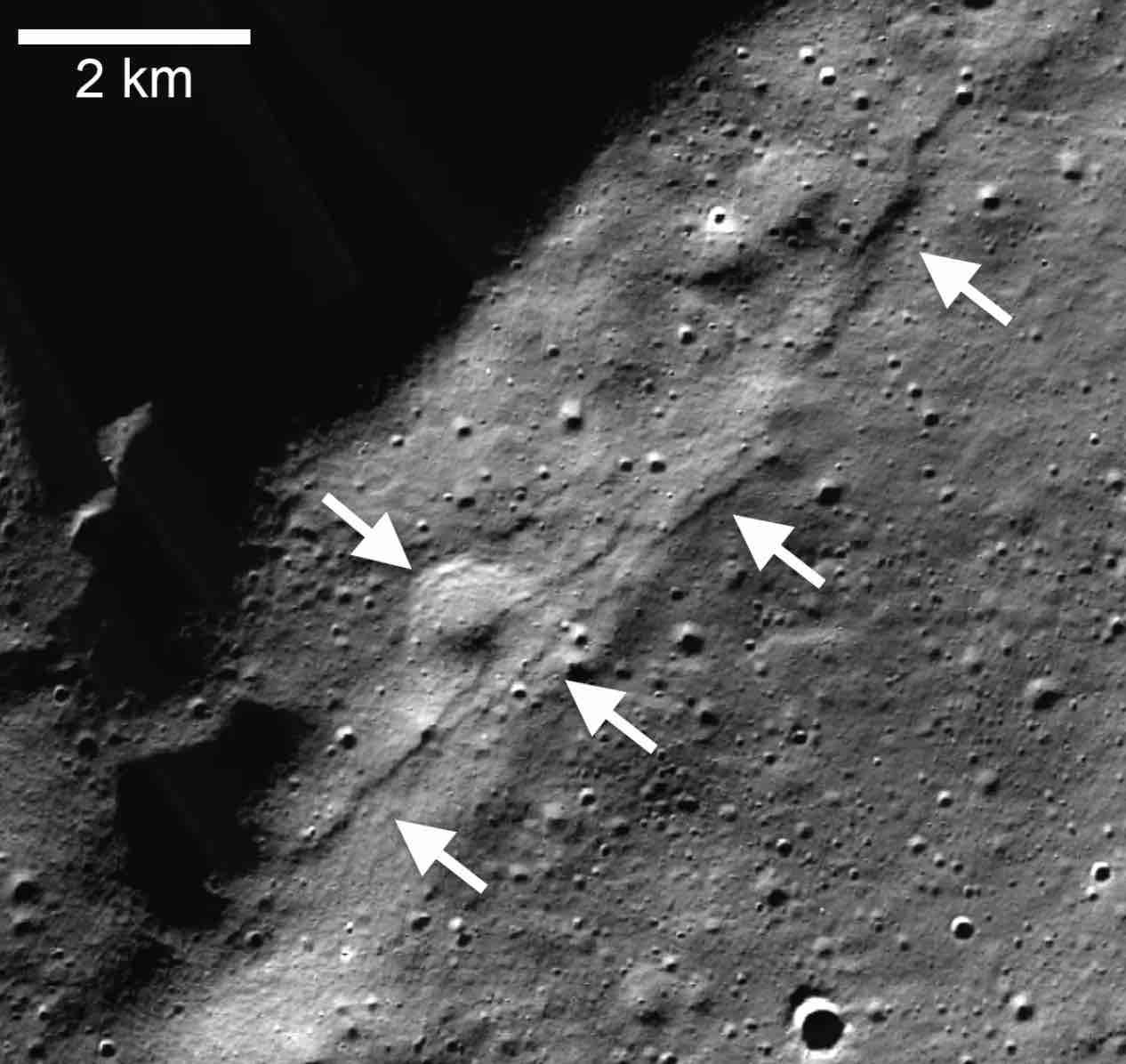 Imágenes de la NASA revelan que la “ubicación estratégica” de la futura base en el polo sur de la Luna está expuesta a misteriosos terremotos