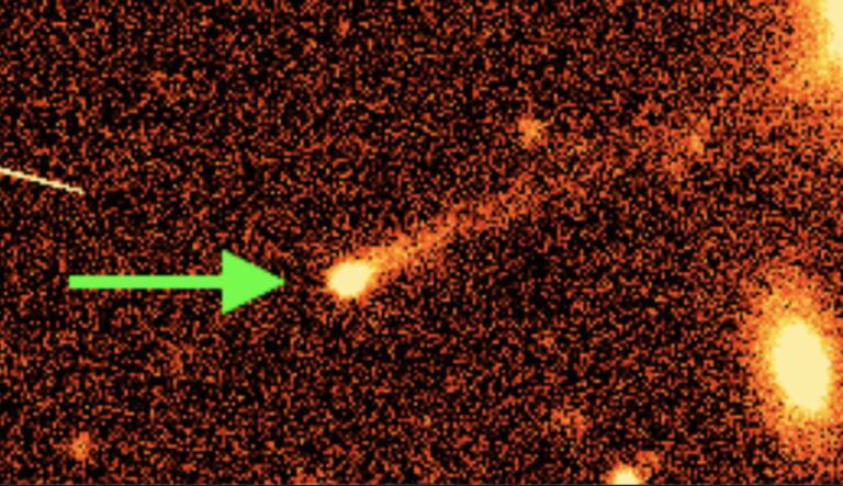 Uma cauda de cometa vinda do asteroide 2015 VA108, um dos asteroides ativos detectados por voluntários do projeto de ciência cidadã "Active Asteroids" da NASA (Crédito: Colin Orion Chandler/Universidade de Washington).