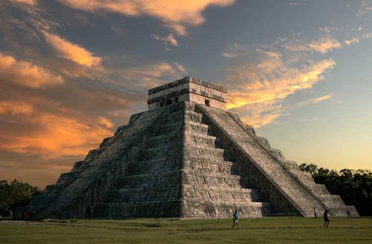 ancient Mayan settlements